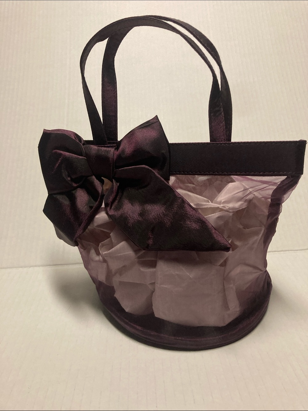 Jafra Burgundy/Purple and Bow Accent Cosmetic Snap Closure Mesh Bag
